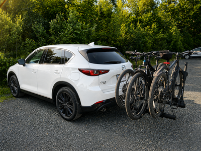3 bike rack white car
